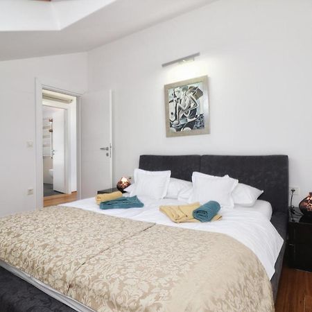 רוביני Kseni Accommodation מראה חיצוני תמונה